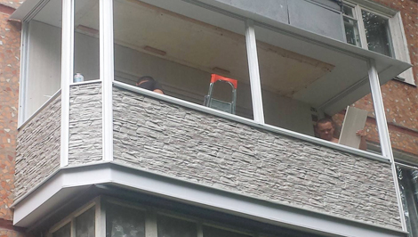 Внешняя отделка и кровля балкона